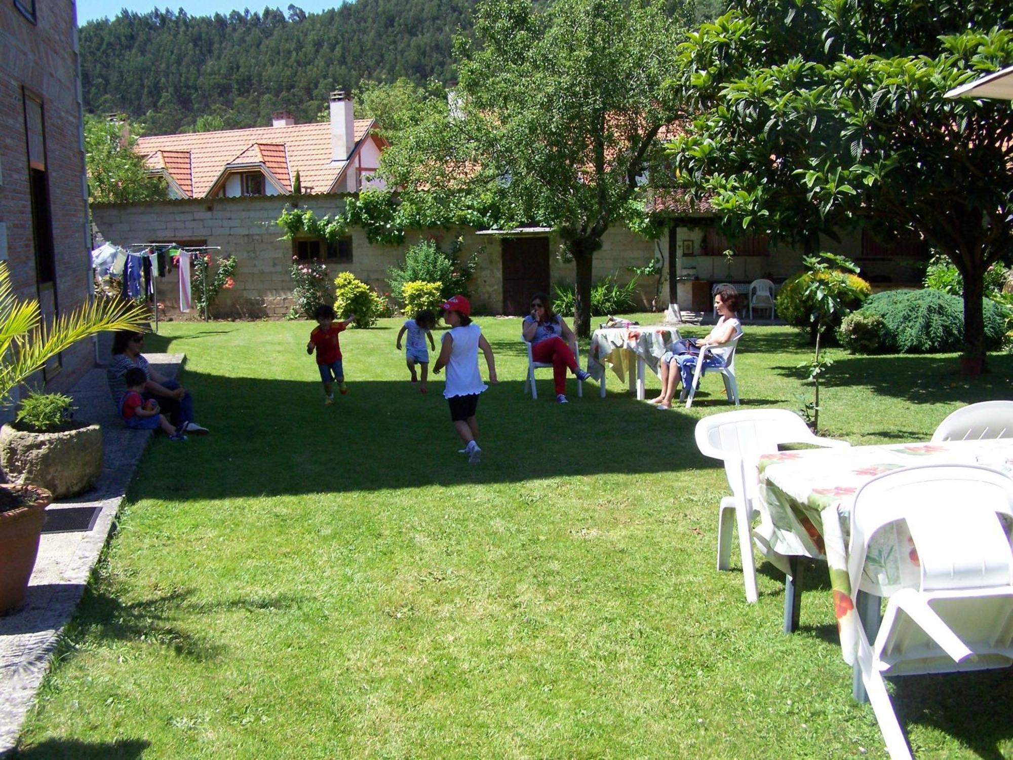 Posada De Muno Muñorrodero Eksteriør bilde